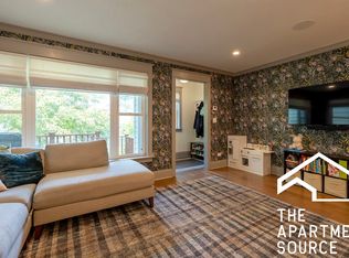 2156 W Cuyler Ave #SFH, Chicago, IL 60618