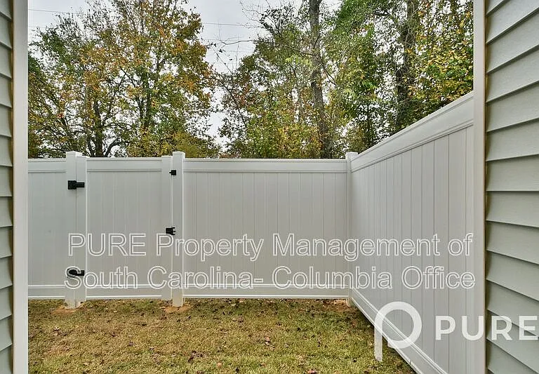 119A Triumph Ave — Photo 11
