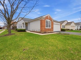 16122 Seneca Lake Cir, Crest Hill, IL 60403