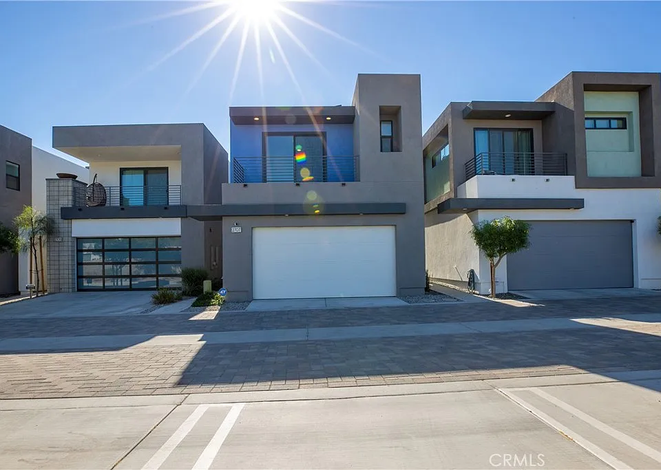 2707 Majestic Way
