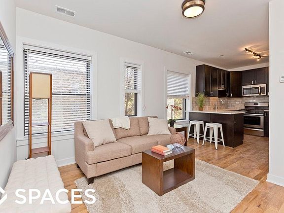 3rd image of 2203 W Eastwood Ave #1E