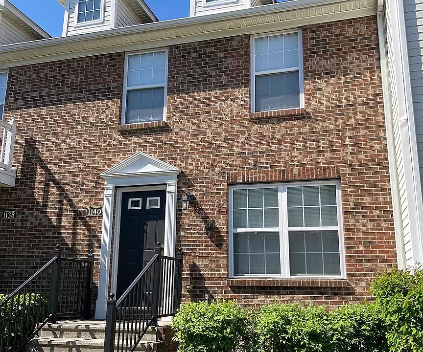 1st image of 1140 Green Knoll Dr