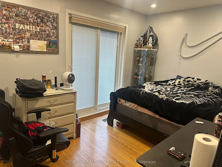 135 Treverton Dr #MAIN — Photo 12