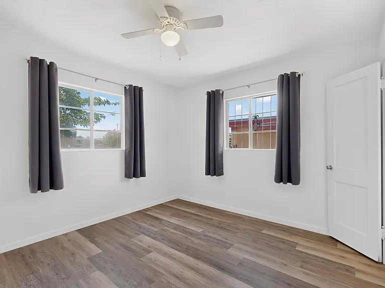 8715 Menaul Blvd NE — Photo 19