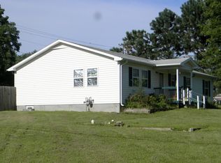 914 Iowa St, Hiawatha, KS 66434