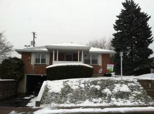 523 Beechwood St, Emmaus, PA 18049