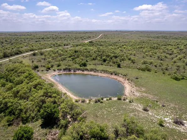 821 Private Road 4901, Goldsboro, TX 79519