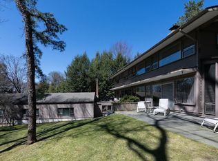 24 Barberry Rd, Lexington, MA 02421