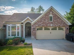 2909 Rock Crest Dr, Washington, MO 63090