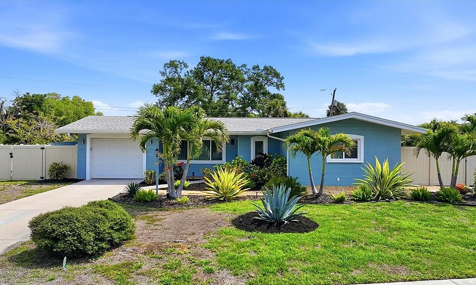 1st image of 2486 Breakwater Cir