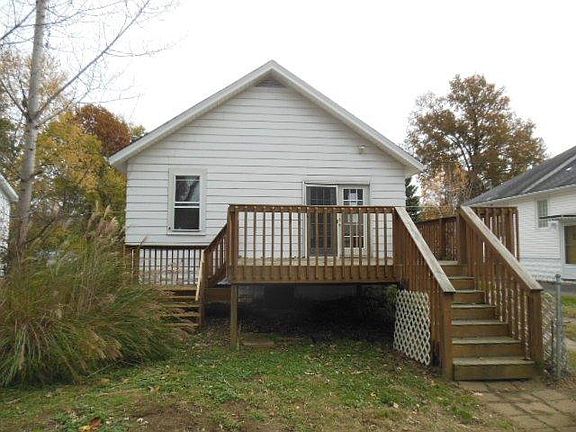 2nd image of 1241 Schirmer Ave