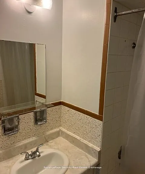 1746A Eglinton Ave W #2 — Photo 12