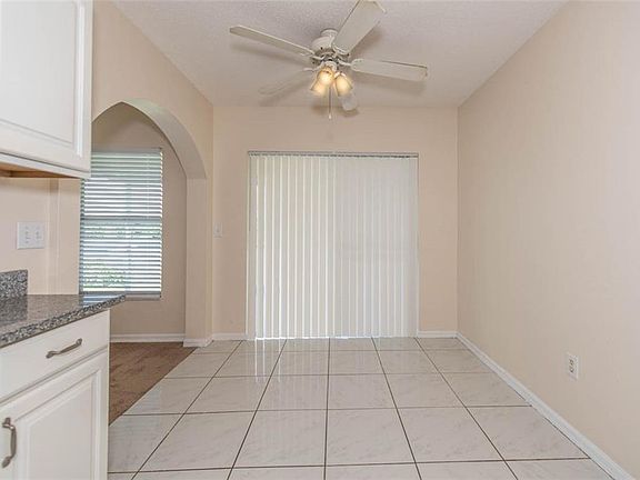 5th image of 754 Burlwood St