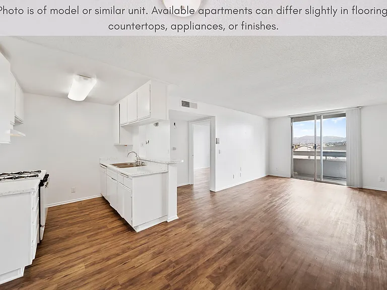 Park View Apartments — Photo 16