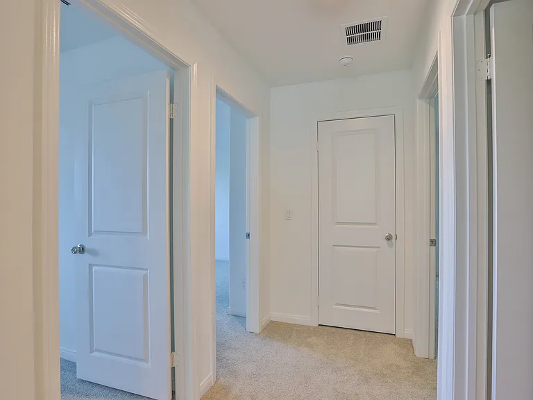 4551 Highland Ave — Photo 23