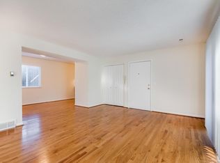 4008 Oak St UNIT 4008-12, Kansas City, MO 64111
