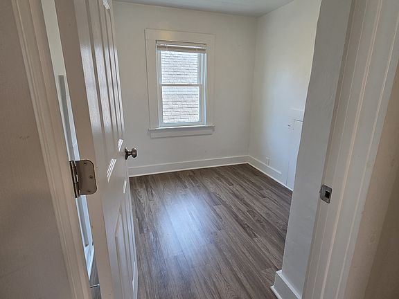 4th image of 250 72nd St #2