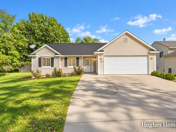 733 Blustone Ct SE, Kentwood, MI 49548