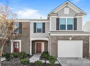 824 Canoe Song Rd, Fort Mill, SC 29708
