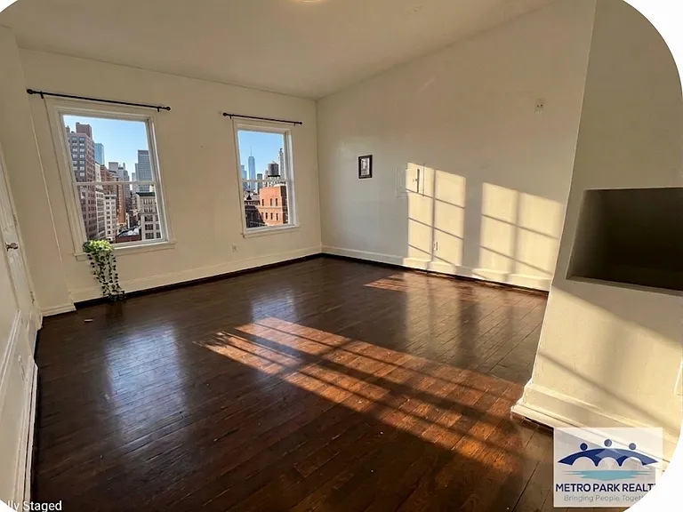 327 E 108th St #28 — Photo 1