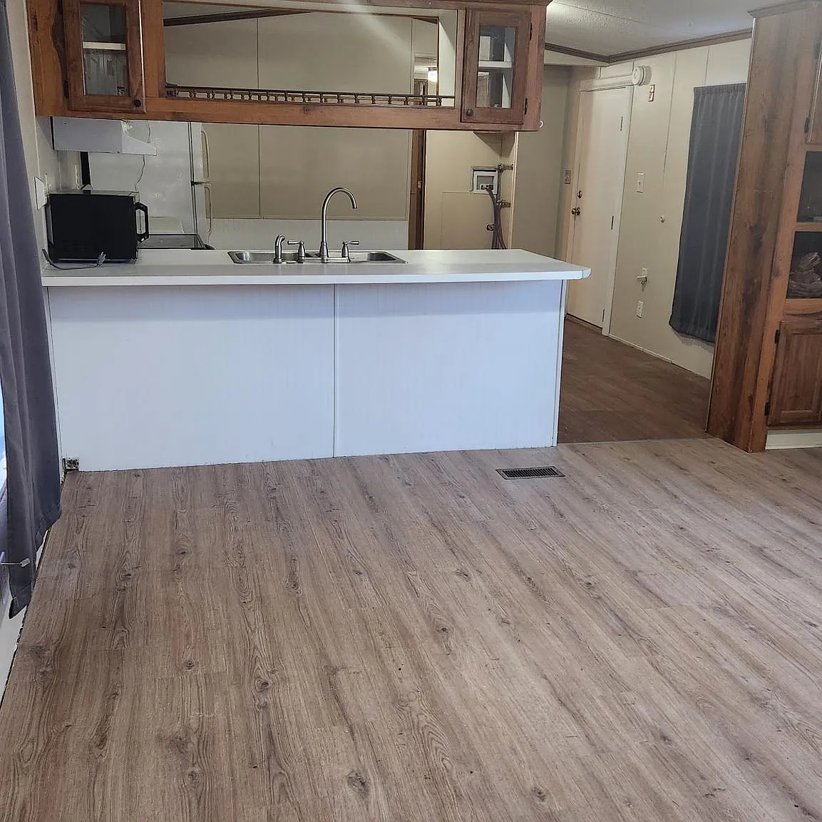 3 bed, $2,000 — Photo 1