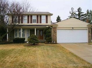 13842 Bathgate Dr, Sterling Heights, MI