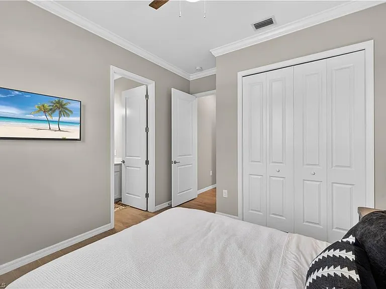 5856 Sunningdale St — Photo 21