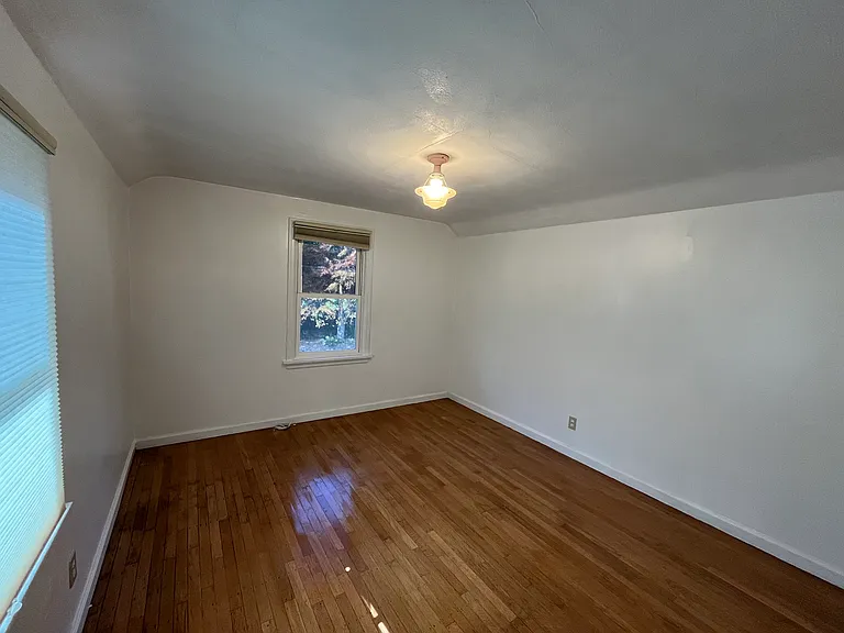 5824 NE 35th Ave — Photo 14