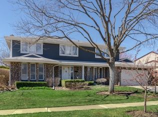 266 Trailwood Ln, Northbrook, IL 60062
