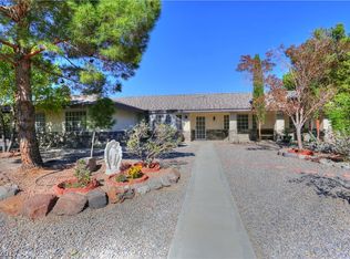 630 W Indian Wells Ct, Pahrump, NV 89060
