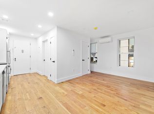 94 Greenwich St #2, New York, NY 10006