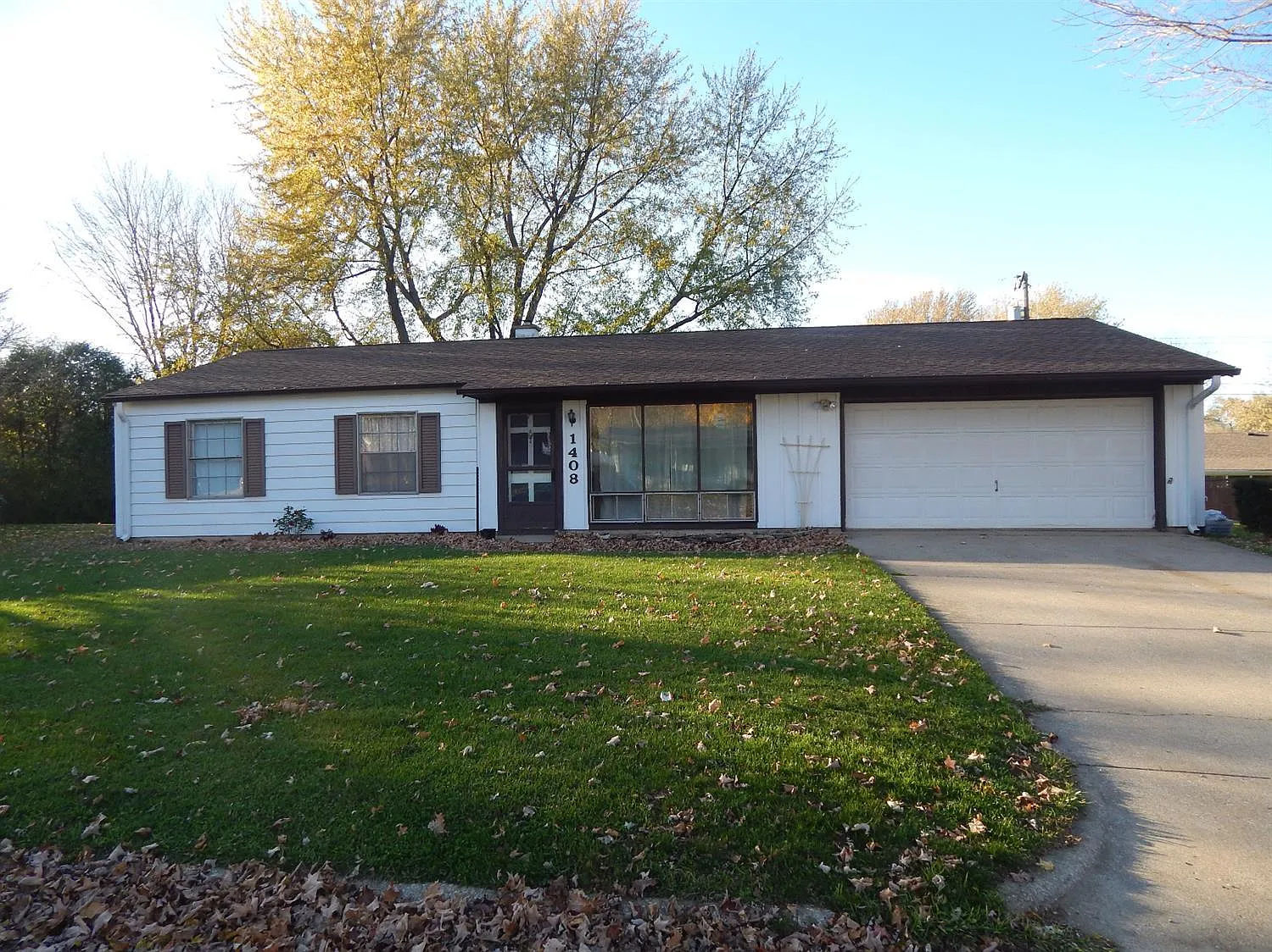 1408 C St photo 1