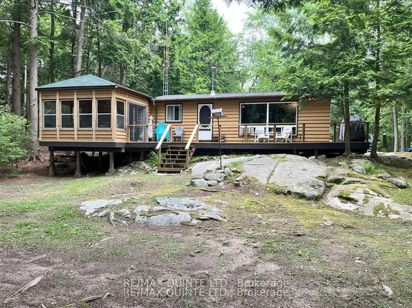 1549 Gull Lake Ln, North Frontenac, ON K0H 1B0