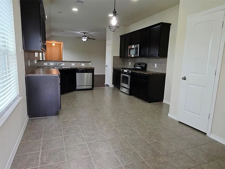 2767 Morgensen Dr — Photo 11