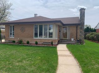10805 Hastings St, Westchester, IL