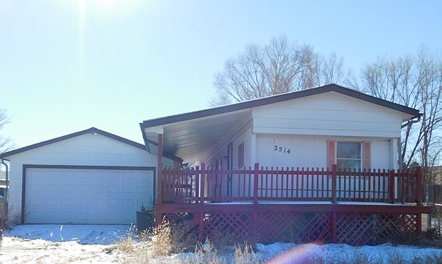 Front View with Garage