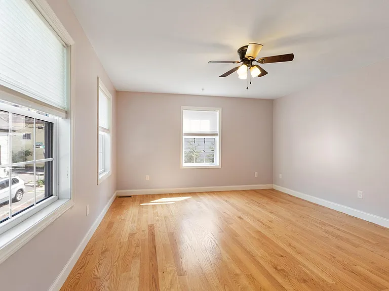 7 Butler Ave #5 — Photo 10