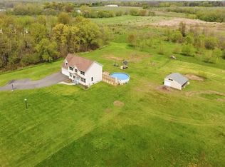 5956 Lanson Rd, Ontario, NY 14519