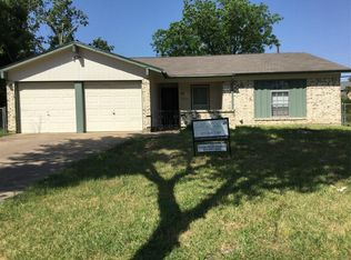 2700 Lake Gardens Dr, Irving, TX 75060