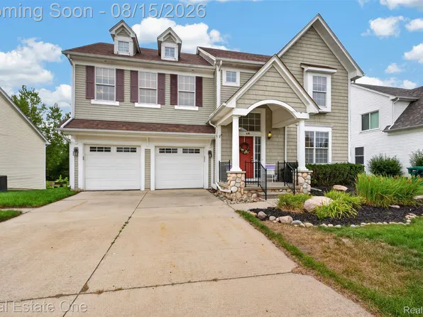 620 Market St, Oxford, MI 48371