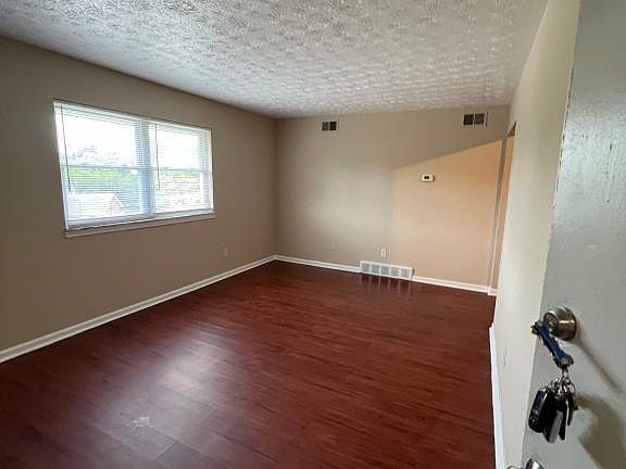 2nd image of 1804 Dalton Ct APT 8