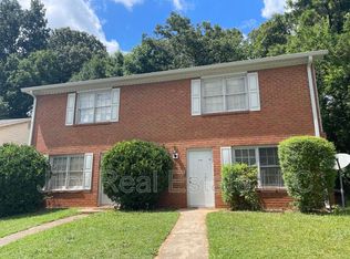 5285 Ridge Forest Dr, Stone Mountain, GA 30083