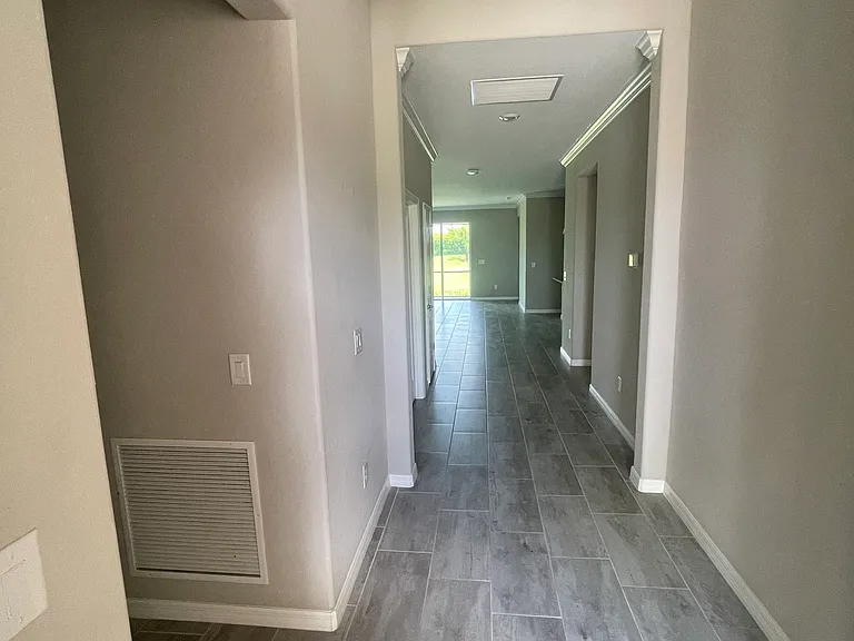 16224 Bonita Landing Cir — Photo 10