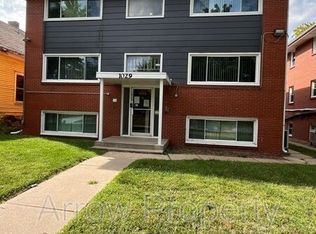 1029 C St APT 3, Lincoln, NE 68502