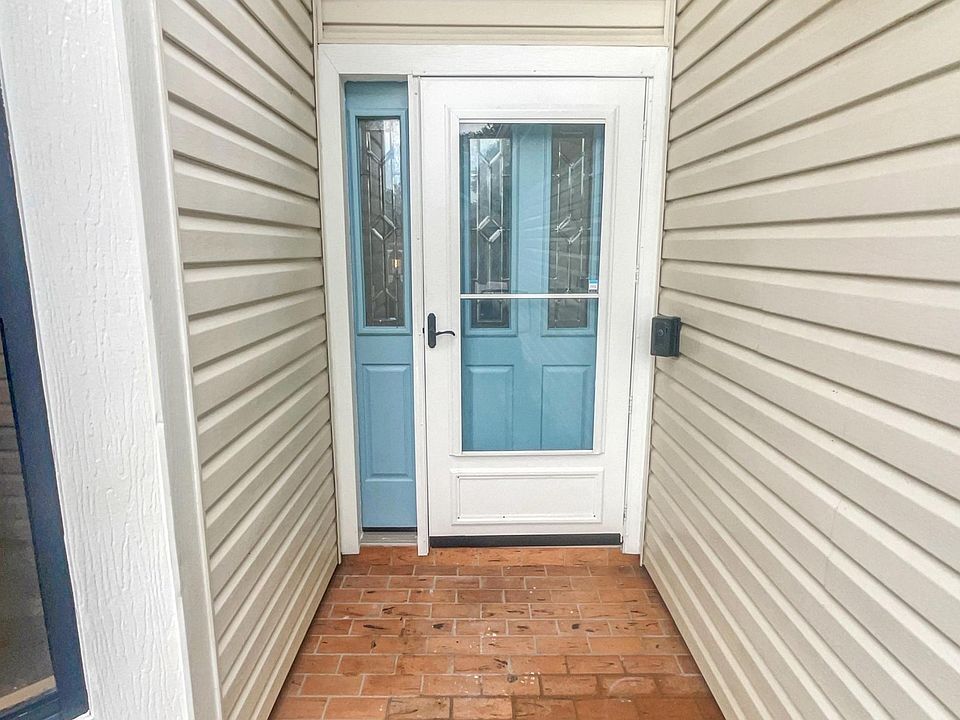 1st image of 1452 Walden Oaks Pl