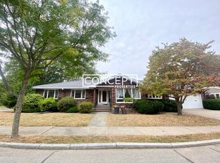 20 Mossdale Rd #20, Jamaica Plain, MA 02130