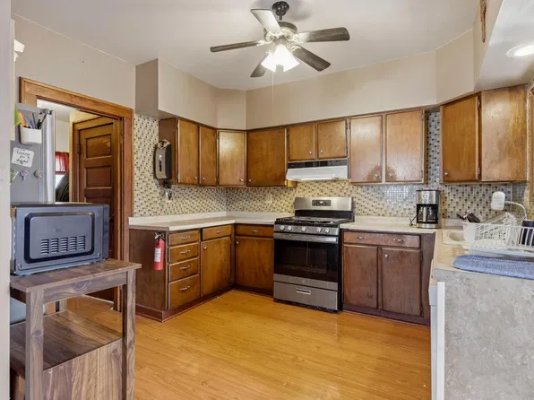 439 N Walnut STREET, Mayville, WI 53050
