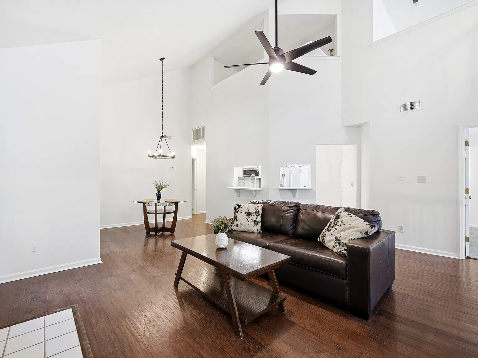 6150 Gray Gate Ln — Photo 2