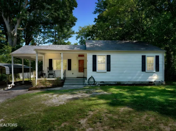 512 Akers St, Maryville, TN 37804