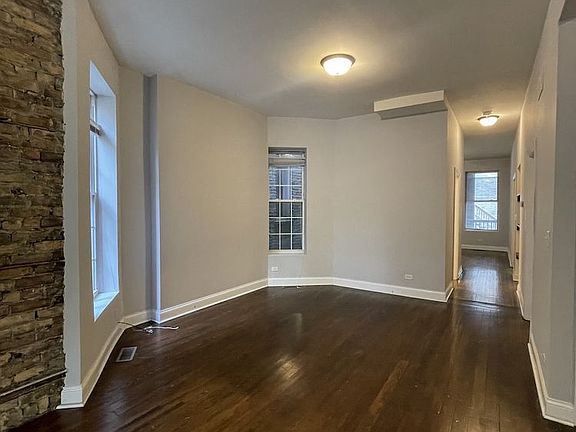 4th image of 1740 W Huron St Unit 1A